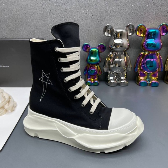 Rick Owens Black and White High-Top Sneakers - Picture 5 of 9
